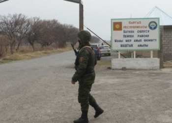 Таджикистан и Кыргызстан выставили милицейские посты на границе