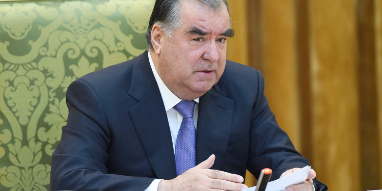 Президент поручил оказать экстренную помощь пострадавшим от стихии жителям Хатлона