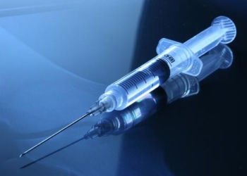 Скоро в России запустят в оборот четвертую вакцину против COVID-19