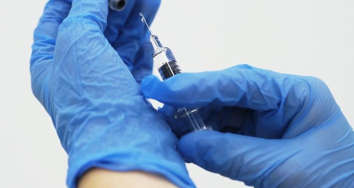 Лукашенко объявил о создании в Белоруссии собственной вакцины от COVID-19