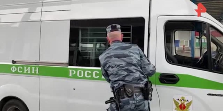 Россия передала Таджикистану четырех подозреваемых в тяжких преступлениях