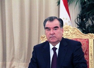 Эмомали Рахмон выразил соболезнования премьер-министру Пакистана