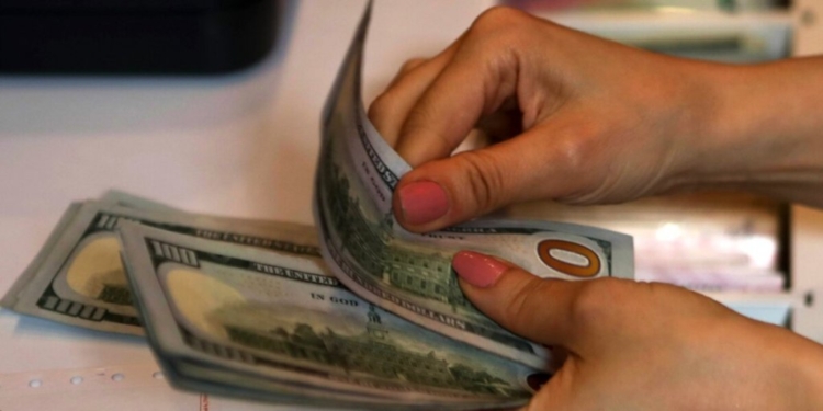 Житель Душанбе хочет вернуть $130 тыс., которые он одолжил другому «на развитие бизнеса»