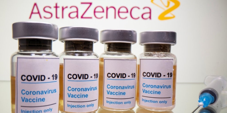 Казахстан прекратил переговоры по поставкам AstraZeneca из-за негатива вокруг вакцины