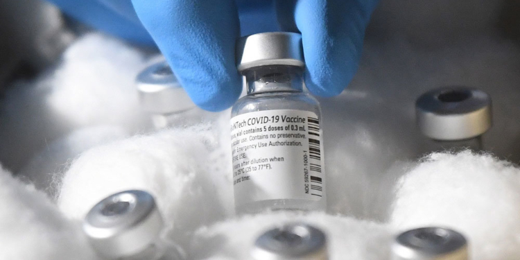 Китай призвал к справедливому распределению вакцин против COVID-19