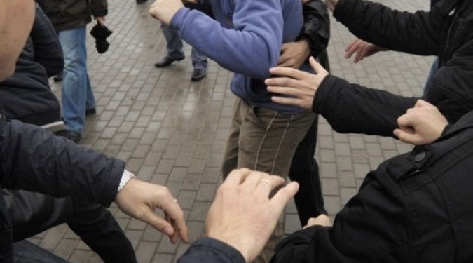 Около 100 мигрантов устроили драку в Москве