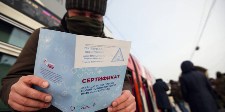В СНГ прорабатывают вопрос о взаимном признании сертификатов о вакцинации против COVID-19