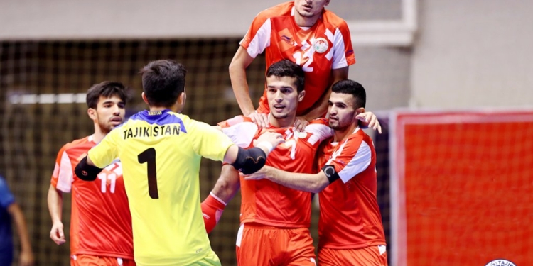 Сборная Таджикистана по футзалу отправилась в Таиланд на турнир Continental Futsal Championship 2021