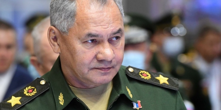 Шойгу сказал, что талибы контролируют границу с Таджикистаном, но обещают не нападать на соседей