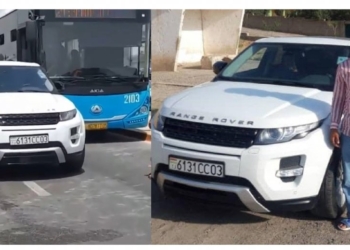 В Душанбе водителя «Рендж Ровера» наказали за парковку на проезжей части (видео)
