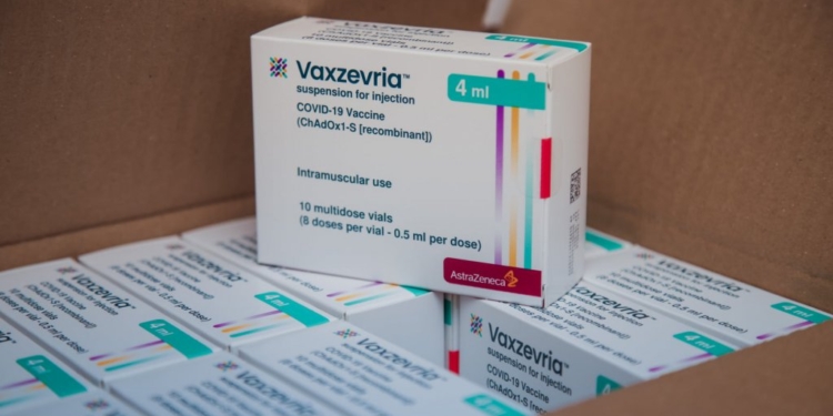 Швеция передала Таджикистану более 128 тыс. доз вакцины против COVID-19