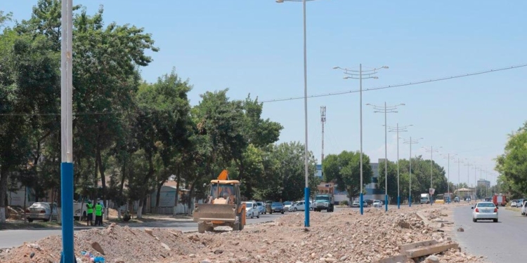 В Узбекистане запустят приложение для контроля денег, потраченных на ремонт дорог
