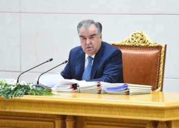 Президент провел очередное заседание правительства