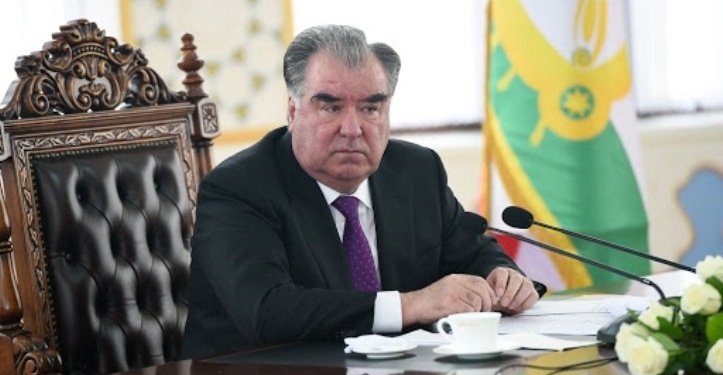 Президент увеличил оклады работников президиума Национальной академии наук Таджикистана