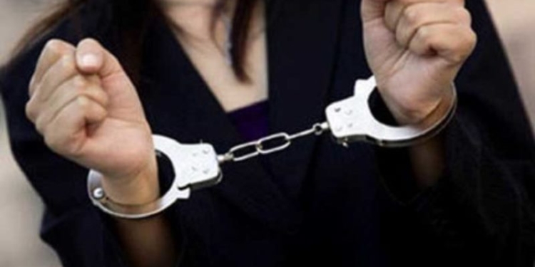 Жительница района Рудаки подозревается в ограблении