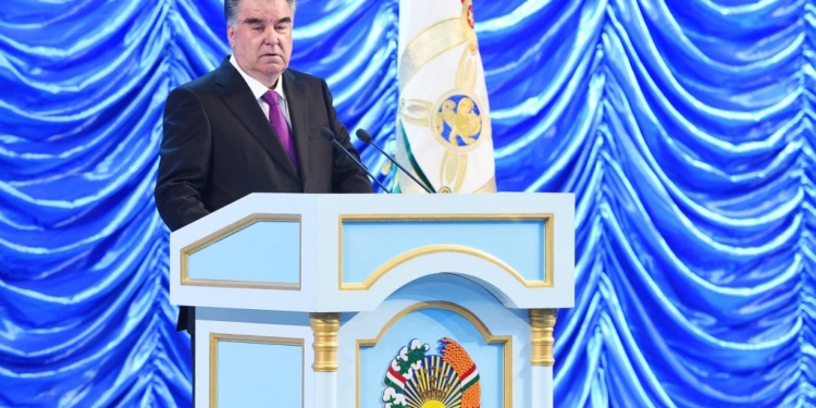 Эмомали Рахмон призвал мировое сообщество не быть равнодушными к проблемам Афганистана