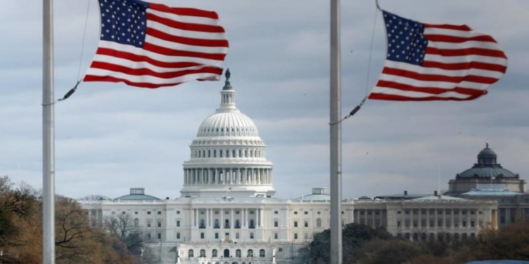 В Конгрессе США подняли вопрос о судьбе афганских пилотов в Таджикистане