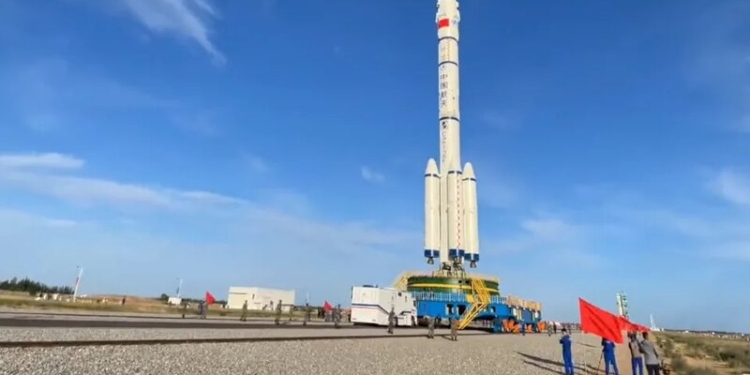 Китай успешно запустил спутник «Чжунсин-9B»