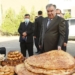 Посещение выставку народных промыслов в Лахше: Фото: пресс-служба главы государства