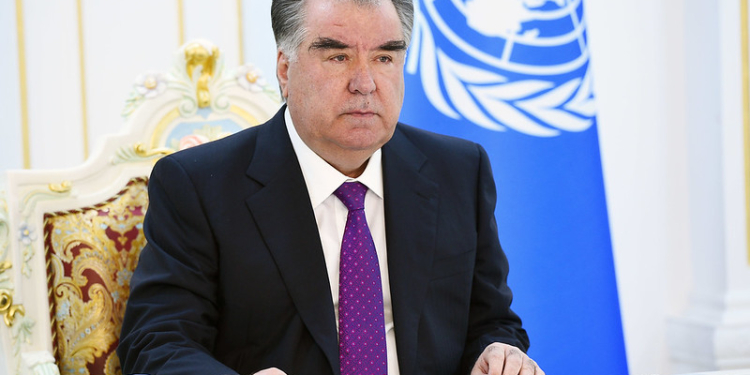Эмомали Рахмон еще раз призвал мировое сообщество создать Международный фонд защиты ледников