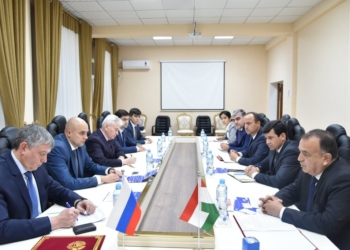Минтруда Таджикистана и УРФУ подписали Меморандум о сотрудничестве