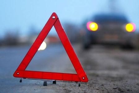 В Деваштиче столкнулись две легковушки. Погиб водитель, пассажиры-ранены