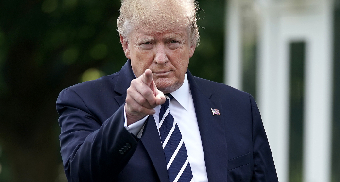 Трамп анонсировал запуск собственной соцсети, чтобы «публиковать правду»