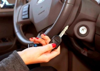 В Худжанде сотрудник автомойки решил «прокатиться» за рулем чужого автомобиля