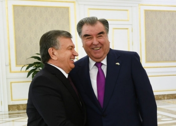 Эмомали Рахмон поздравил Шавката Мирзиёева с победой на выборах президента Узбекистана