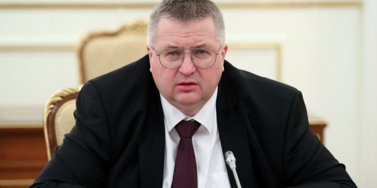 Таджикистан посетит вице-премьер России Алексей Оверчук