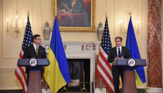 США будут предоставлять военную поддержку Украине, в том числе летальное оружие — Блинкен