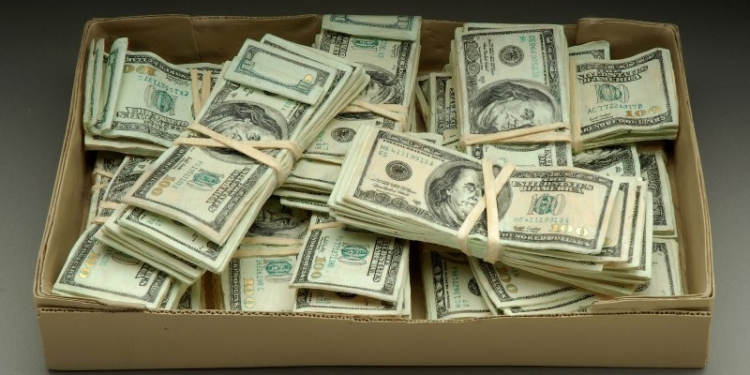 Жителя Душанбе обманули на $41 тыс. 
