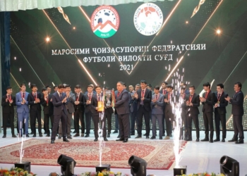 Футболисты «Худжанда» получили серебряные медали чемпионата Таджикистана-2021