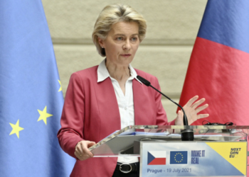 Президент Еврокомиссии: Мы готовы действовать, если Россия двинется на Украину