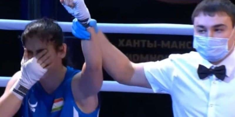 Таджикская боксерша Самадова выиграла золото на чемпионате мира
