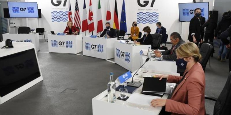 G7 предупредила Россию об «огромных последствиях» нападения на Украину