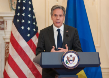 Абсурдно считать, что Украина угрожает России, — Блинкен