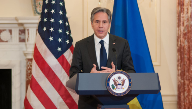 Абсурдно считать, что Украина угрожает России, — Блинкен