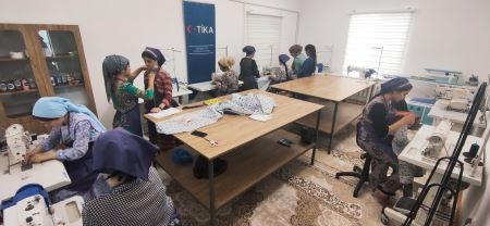 Как «Корвони умед» и ТИКА вместе помогают женщинам, оказавшимся в сложной ситуации