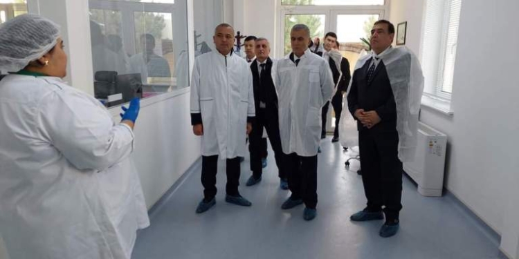 Таджикистан и Узбекистан обсудили сотрудничество в сфере карантина и защиты растений