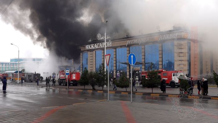 ресторан яккасарай. яккасарой худжанд туйхона. пожар яккасарой душанбе. ресторан яккасарай в душанбе. яккасарой худжанд туйхона.