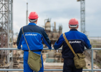Зять Назарбаева с партнерами продали доли в производителе аммиака «Казазот»