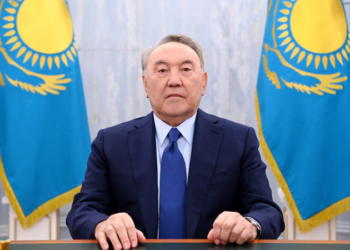 Нурсултан Назарбаев выступил с видеообращением