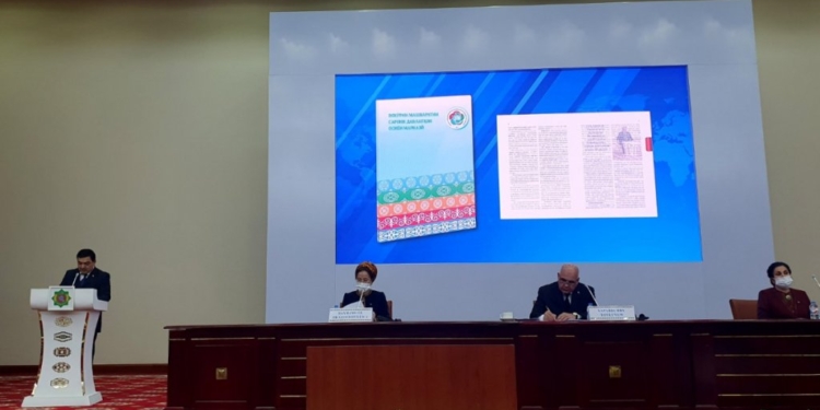 Посол Таджикистана принял участие в научно-практической конференции в Ашхабаде
