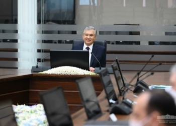 Президент Узбекистана поручил модернизировать армию