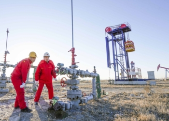 Объем добычи сырой нефти в Китае вырос на 2,4% в 2021 году