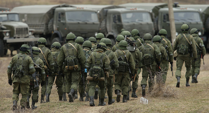 Россия атакует Украину. Убиты десятки людей. В России задерживают участников антивоенных акций