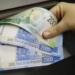 Российский рубль на открытии торгов обрушился на 40%