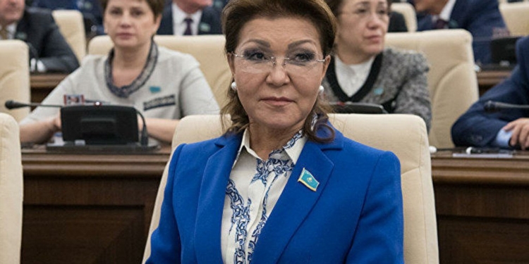 Дарига Назарбаева не вошла в обновленный состав бюро правящей партии «Нур Отан»