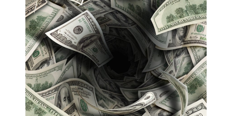 Житель Б.Гафурова взял «на хранение» у 15-летнего подростка $40 тыс. отцовских денег